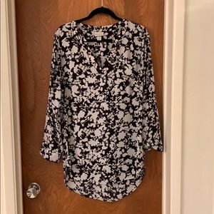 Black and white floral top